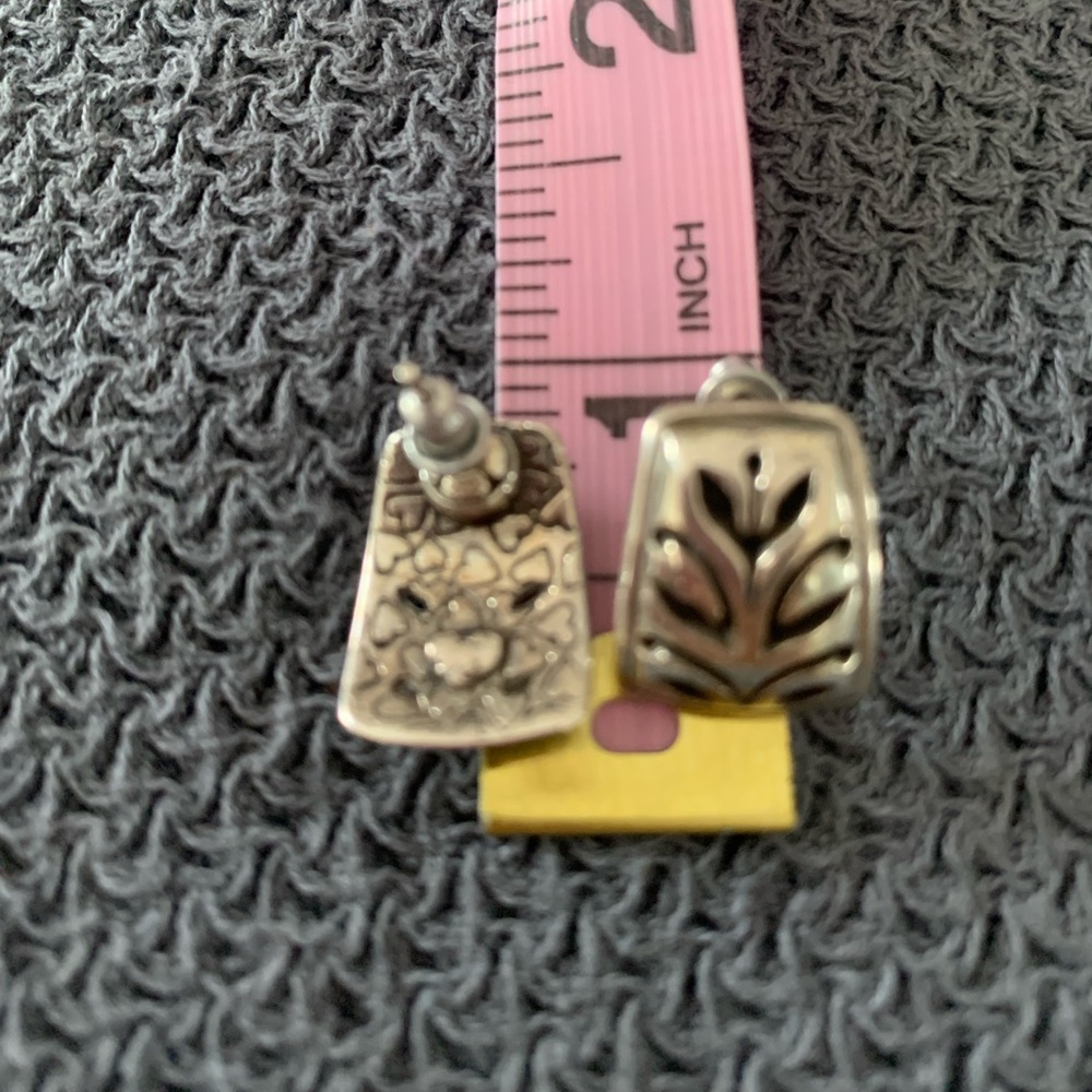 Brighton stud earrings, great size just under an inch in length.